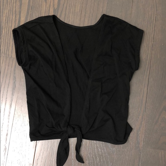 Aritzia backless t-shirt - Picture 2 of 3